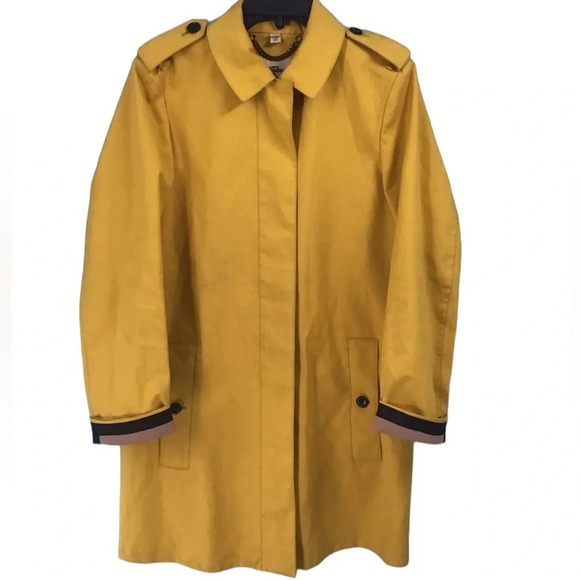 Burberry Women's Yellow Button Down Trench Coat Size-10 - Picture 2 of 9
